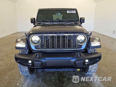 Piąte zdjęcie samochodu w środku: 2018 JEEP WRANGLER UNLIMITED SAHARA VIN:1C4HJXEG2JW323527 - miniatura
