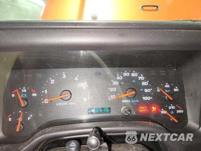 Zdjęcie 9 z 12 samochodu: 2001 JEEP WRANGLER / TJ SPORT VIN:1J4FA49SX1P329150 - miniatura
