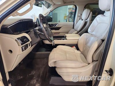 Zdjęcie 7 z 13 samochodu: 2018 LINCOLN NAVIGATOR RESERVE VIN:5LMJJ2LT0JEL03649 - miniatura