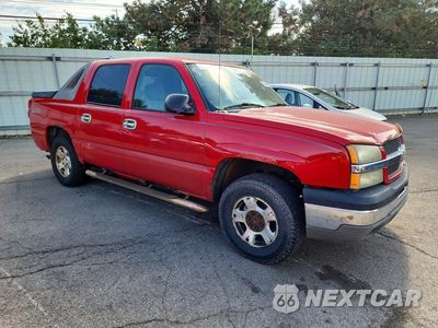 Czwarte zdjęcie samochodu z boku: 2004 CHEVROLET AVALANCHE C1500 VIN:3GNEC12TX4G121119 - miniatura