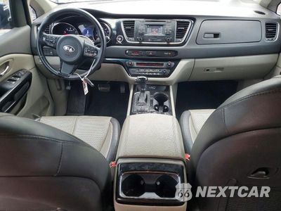Zdjęcie 8 z 14 samochodu: 2016 KIA SEDONA EX VIN:KNDMC5C14G6157760 - miniatura