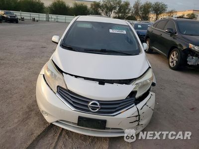 Piąte zdjęcie samochodu w środku: 2014 NISSAN VERSA NOTE S VIN:3N1CE2CP2EL371015 - miniatura
