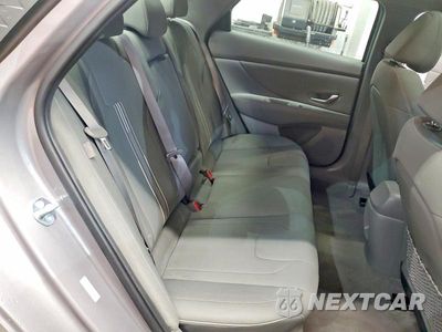 Zdjęcie 10 z 12 samochodu: 2025 HYUNDAI ELANTRA SEL VIN:KMHLS4DG6SU936704 - miniatura