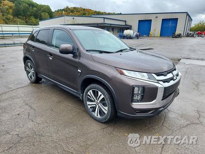 Czwarte zdjęcie samochodu z boku: 2021 MITSUBISHI OUTLANDER SPORT ES VIN:JA4ARUAU7MU007040 - miniatura