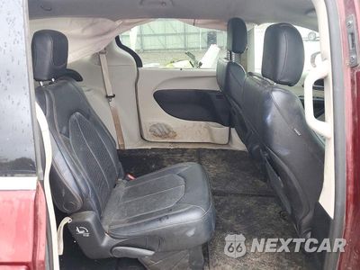 Zdjęcie 11 z 13 samochodu: 2019 CHRYSLER PACIFICA TOURING L VIN:2C4RC1BG6KR549189 - miniatura