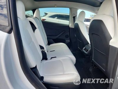 Zdjęcie 10 z 13 samochodu: 2022 TESLA MODEL Y VIN:7SAYGAEE3NF574791 - miniatura