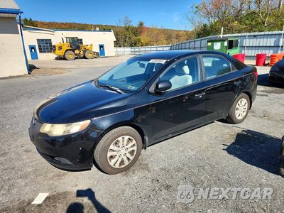 2010 KIA FORTE LX KNAFT4A29A5109826 - główne zdjęcie licytacji z USA - miniatura
