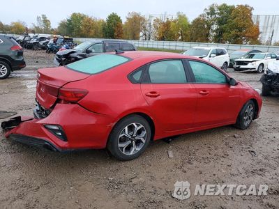 Trzecie zdjęcie samochodu z tyłu: 2021 KIA FORTE LXS VIN:3KPF24AD5ME287586 - miniatura