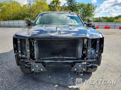 Piąte zdjęcie samochodu w środku: 2018 CHEVROLET SILVERADO K1500 LT VIN:1GCVKREC5JZ132031 - miniatura