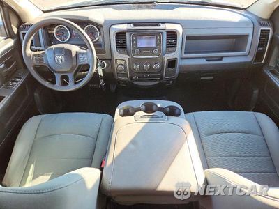 Zdjęcie 8 z 12 samochodu: 2014 RAM 1500 ST VIN:1C6RR6FG1ES100968 - miniatura