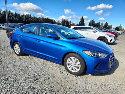 Czwarte zdjęcie samochodu z boku: 2017 HYUNDAI ELANTRA SE VIN:5NPD74LF7HH200540 - miniatura