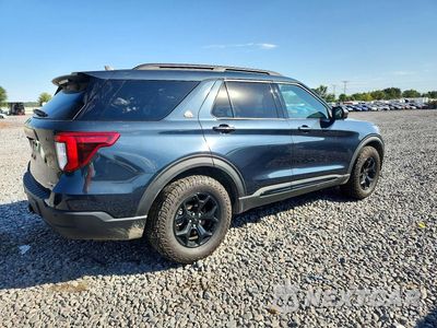 Trzecie zdjęcie samochodu z tyłu: 2022 FORD EXPLORER TIMBERLINE VIN:1FMSK8JH8NGA43856 - miniatura
