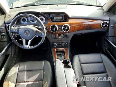 Zdjęcie 8 z 13 samochodu: 2015 MERCEDES-BENZ GLK 350 VIN:WDCGG5HB0FG376219 - miniatura