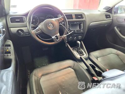 Zdjęcie 8 z 12 samochodu: 2013 VOLKSWAGEN JETTA SEL VIN:3VWLP7AJ9DM394218 - miniatura