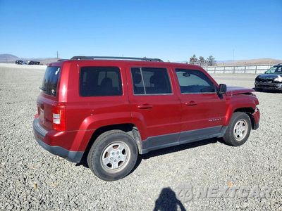 Trzecie zdjęcie samochodu z tyłu: 2015 JEEP PATRIOT SPORT VIN:1C4NJPBB1FD306281 - miniatura