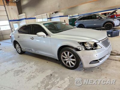 Czwarte zdjęcie samochodu z boku: 2007 LEXUS LS 460L VIN:JTHGL46F175009407 - miniatura