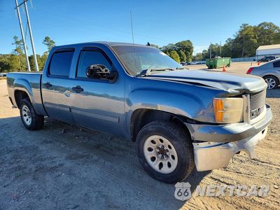 Czwarte zdjęcie samochodu z boku: 2013 GMC SIERRA C1500 SL VIN:3GTP1UEA1DG106933 - miniatura