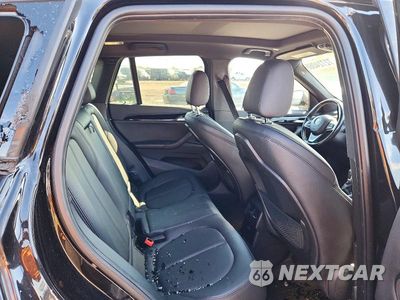 Zdjęcie 11 z 14 samochodu: 2018 BMW X1 XDRIVE28I VIN:WBXHT3C35J5K30447 - miniatura