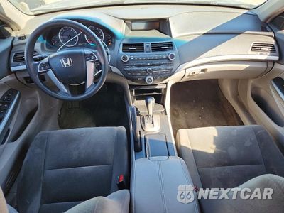 Zdjęcie 8 z 12 samochodu: 2008 HONDA ACCORD EX VIN:1HGCP36798A087208 - miniatura