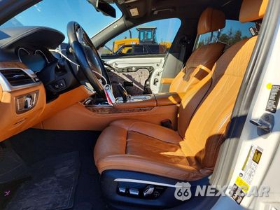Zdjęcie 7 z 13 samochodu: 2017 BMW 750 XI VIN:WBA7F2C53HG422649 - miniatura