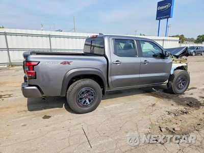 Trzecie zdjęcie samochodu z tyłu: 2026 NISSAN FRONTIER PRO-4X VIN:1N6ED1EK7TN640477 - miniatura