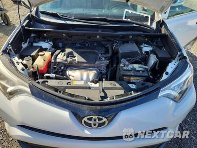 Zdjęcie 12 z 14 samochodu: 2016 TOYOTA RAV4 SE VIN:JTMJFREV6GJ052023 - miniatura