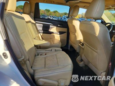 Zdjęcie 11 z 13 samochodu: 2018 TOYOTA HIGHLANDER XLE VIN:5TDJZRFH5JS864343 - miniatura