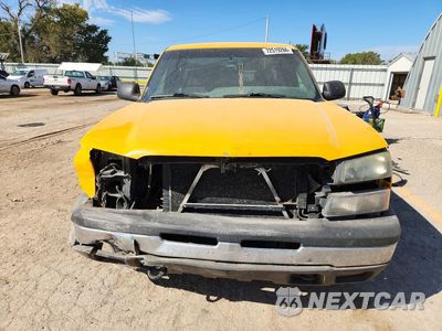 Piąte zdjęcie samochodu w środku: 2003 CHEVROLET SILVERADO C1500 VIN:1GCEC19T13Z295982 - miniatura