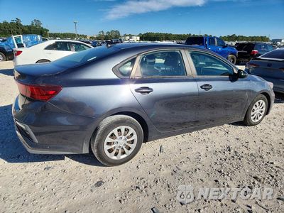 Trzecie zdjęcie samochodu z tyłu: 2020 KIA FORTE FE VIN:3KPF24AD5LE191245 - miniatura