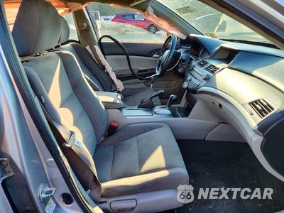Zdjęcie 7 z 12 samochodu: 2011 HONDA ACCORD LX VIN:1HGCP2F34BA092282 - miniatura