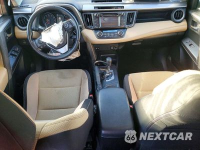 Zdjęcie 8 z 13 samochodu: 2017 TOYOTA RAV4 XLE VIN:JTMRFREV8HJ119466 - miniatura