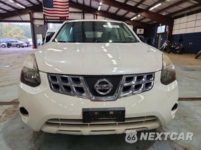 Piąte zdjęcie samochodu w środku: 2014 NISSAN ROGUE SELECT S VIN:JN8AS5MT7EW618778 - miniatura
