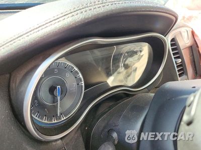 Zdjęcie 9 z 12 samochodu: 2015 CHRYSLER 300 LIMITED VIN:2C3CCAAG8FH882520 - miniatura