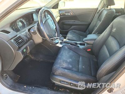 Zdjęcie 7 z 12 samochodu: 2015 HONDA ACCORD SPORT VIN:1HGCR2F59FA058212 - miniatura