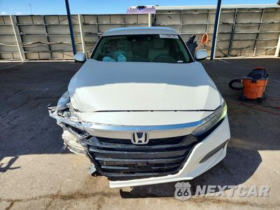 Piąte zdjęcie samochodu w środku: 2018 HONDA ACCORD LX VIN:1HGCV1F15JA051737 - miniatura