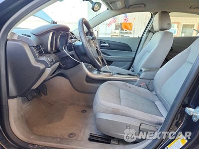 Zdjęcie 7 z 12 samochodu: 2013 CHEVROLET MALIBU LS VIN:1G11B5SA1DF303544 - miniatura