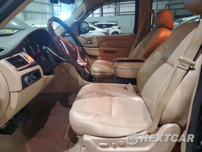 Zdjęcie 7 z 13 samochodu: 2013 CADILLAC ESCALADE LUXURY VIN:1GYS4BEF2DR101736 - miniatura
