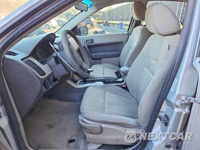 Zdjęcie 7 z 12 samochodu: 2009 FORD FOCUS SE VIN:1FAHP35N69W246216 - miniatura