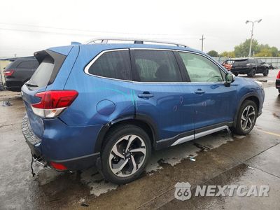 Trzecie zdjęcie samochodu z tyłu: 2022 SUBARU FORESTER TOURING VIN:JF2SKARC2NH439524 - miniatura