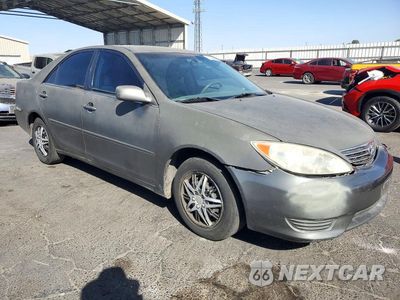 Czwarte zdjęcie samochodu z boku: 2006 TOYOTA CAMRY LE VIN:4T1BE32K26U748546 - miniatura