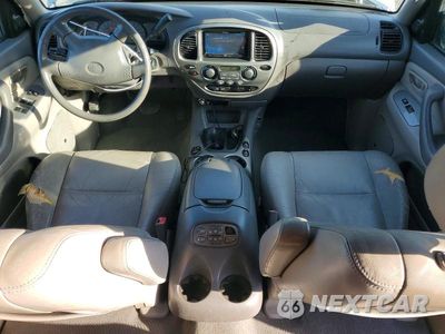 Zdjęcie 8 z 13 samochodu: 2002 TOYOTA SEQUOIA LIMITED VIN:5TDBT48A42S136832 - miniatura