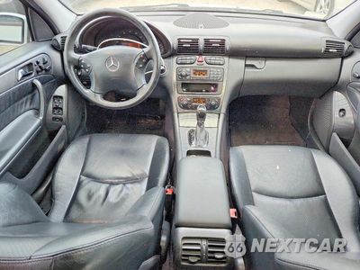 Zdjęcie 8 z 12 samochodu: 2001 MERCEDES-BENZ C 320 VIN:WDBRF64J01F111527 - miniatura