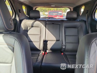 Zdjęcie 10 z 13 samochodu: 2018 CHEVROLET EQUINOX PREMIER VIN:2GNAXMEV8J6334871 - miniatura