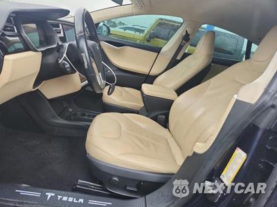 Zdjęcie 7 z 13 samochodu: 2014 TESLA MODEL S VIN:5YJSA1H18EFP42986 - miniatura