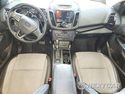 Zdjęcie 8 z 13 samochodu: 2017 FORD ESCAPE TITANIUM VIN:1FMCU9JD5HUC46033 - miniatura