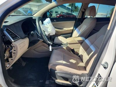 Zdjęcie 7 z 12 samochodu: 2017 HYUNDAI TUCSON SE VIN:KM8J23A40HU502623 - miniatura