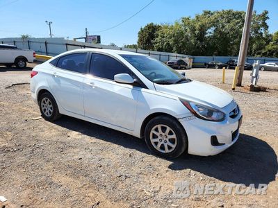 Czwarte zdjęcie samochodu z boku: 2012 HYUNDAI ACCENT GLS VIN:KMHCT4AE8CU252397 - miniatura