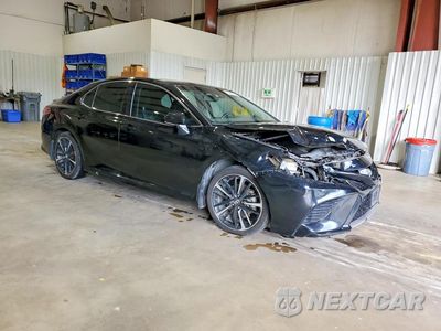 Czwarte zdjęcie samochodu z boku: 2018 TOYOTA CAMRY XSE V6 VIN:4T1BZ1HK7JU019368 - miniatura