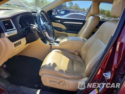 Zdjęcie 7 z 14 samochodu: 2016 TOYOTA HIGHLANDER XLE VIN:5TDJKRFH6GS313318 - miniatura