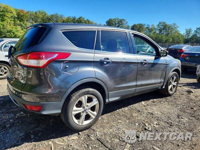 Trzecie zdjęcie samochodu z tyłu: 2016 FORD ESCAPE SE VIN:1FMCU9GX2GUC04063 - miniatura